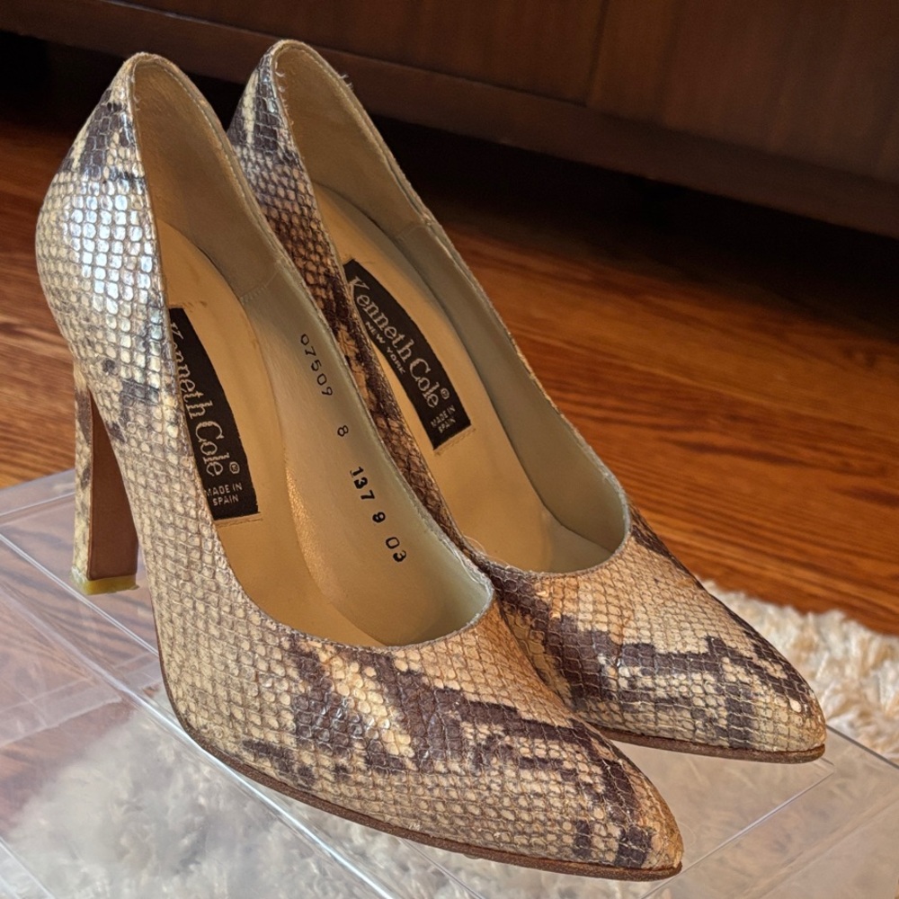 Kenneth Cole Snakeskin Heels - Cream and Brown